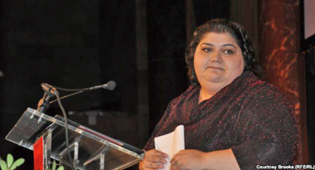 Khadija Ismayilova is awarded for "The Courage in Journalism". New York, October 24, 2012. Photo: RFE/RL, http://www.svoboda.org/content/article/26735895.html Khadija Ismayilova is awarded for "The Courage in Journalism". New York, October 24, 2012. Photo: RFE/RL, http://www.svoboda.org/content/article/26735895.html