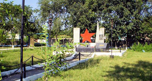 World War II Memorial in the village of Bayram. Photo by Iman Bayaliev, http://odnoselchane.ru/images/photogallery/cache/wm_1187_20110108_1.jpg World War II Memorial in the village of Bayram. Photo by Iman Bayaliev, http://odnoselchane.ru/images/photogallery/cache/wm_1187_20110108_1.jpg