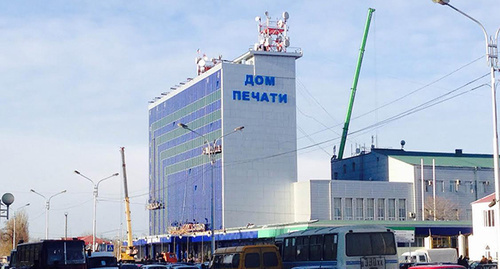 House of Press in Grozny after restoration, December 25, 2014. Photo by Akhmed Aldebirov for the ‘Caucasian Knot’. House of Press in Grozny after restoration, December 25, 2014. Photo by Akhmed Aldebirov for the ‘Caucasian Knot’.