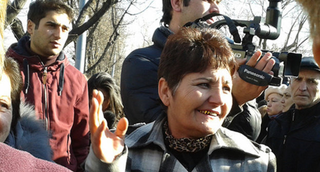 "Nairit" workers during protest action. Yerevan, December 26, 2014. Photo by Tigran Petrosyan for the ‘Caucasian Knot’. "Nairit" workers during protest action. Yerevan, December 26, 2014. Photo by Tigran Petrosyan for the ‘Caucasian Knot’.