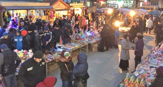 Festal market in Makhachkala. December 31, 2014. Photo by Magomed Magomedov Festal market in Makhachkala. December 31, 2014. Photo by Magomed Magomedov