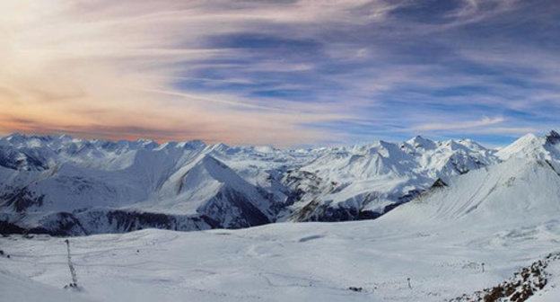 Gudauri. Photo: Paata Liparteliani https://ru.wikipedia.org Gudauri. Photo: Paata Liparteliani https://ru.wikipedia.org