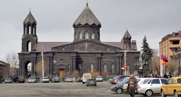 The Holy Saviour Church in Vardanants Square of Gyumri. Photo: Crispin Semmens - Flickr: the Holy Saviour Church of Gyumri https://ru.wikipedia.org/ The Holy Saviour Church in Vardanants Square of Gyumri. Photo: Crispin Semmens - Flickr: the Holy Saviour Church of Gyumri https://ru.wikipedia.org/
