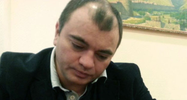 Milrad Fatullaev, the editor-in-chief of the newspaper "Nastoyaschee Vremya". Photo: the Federal Lezgin National-Cultural Autonomy http://flnka.ru/flnka/1969-za-kem-proryv-lezginskih-smi.html Milrad Fatullaev, the editor-in-chief of the newspaper "Nastoyaschee Vremya". Photo: the Federal Lezgin National-Cultural Autonomy http://flnka.ru/flnka/1969-za-kem-proryv-lezginskih-smi.html