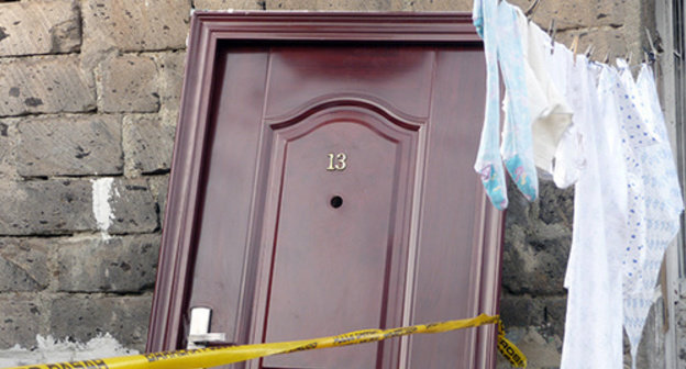 The door of the house of the Avetisyan family. Photo by Tigran Petrosyan for the "Caucasian Knot" The door of the house of the Avetisyan family. Photo by Tigran Petrosyan for the "Caucasian Knot"