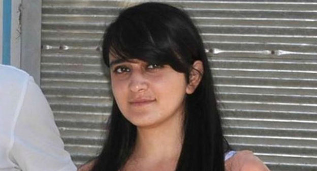 Gyunay Ismaylova. Photo http://www.poliqon.org/2014/03/page/3/11201-esche-odnoy-pravozaschitnice-zapretili-pokidat-azerbaydzhan.html#.VMfXZNKsV2A Gyunay Ismaylova. Photo http://www.poliqon.org/2014/03/page/3/11201-esche-odnoy-pravozaschitnice-zapretili-pokidat-azerbaydzhan.html#.VMfXZNKsV2A