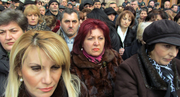 Protesting entrepreneurs. Yerevan, January 28, 2015. Photo by Armine Martirosyan for the "Caucasian Knot" Protesting entrepreneurs. Yerevan, January 28, 2015. Photo by Armine Martirosyan for the "Caucasian Knot"