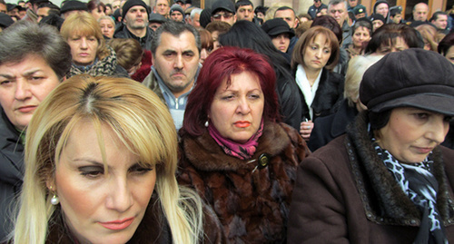 Protesting entrepreneurs. Yerevan, January 28, 2015. Photo by Armine Martirosyan for the "Caucasian Knot" Protesting entrepreneurs. Yerevan, January 28, 2015. Photo by Armine Martirosyan for the "Caucasian Knot"