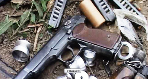 Material evidence gathered in the course of a counterterrorism operation. Photo: http://nac.gov.ru/nakmessage/2014/10/07/v-dagestane-predotvrashchen-terakt-kotoryi-gotovili-bandity.html Material evidence gathered in the course of a counterterrorism operation. Photo: http://nac.gov.ru/nakmessage/2014/10/07/v-dagestane-predotvrashchen-terakt-kotoryi-gotovili-bandity.html