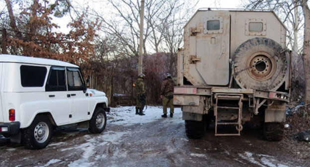 Special operation. Photo: ttp://nac.gov.ru/nakmessage/2015/01/20/v-kbr-neitralizovan-odioznyi-podryvnik-banditskogo-podpolya.html" class="main_article_image
