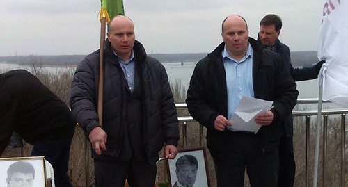 Participants of the action in memory of Boris Nemtsov, March 1, 2015. Rostov-on-Don. Photo by Olesya Dianova for the ‘Caucasian Knot’. Participants of the action in memory of Boris Nemtsov, March 1, 2015. Rostov-on-Don. Photo by Olesya Dianova for the ‘Caucasian Knot’.