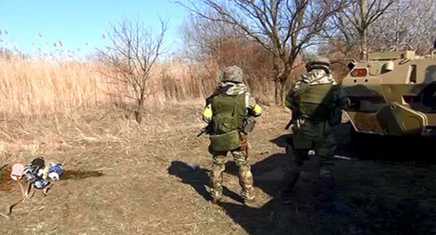 Special operation. Photo: http://nac.gov.ru/nakmessage/2015/02/28/v-dagestane-neitralizovany-shestero-banditov-aktivnaya-faza-kto-prodolzhaetsya.html Special operation. Photo: http://nac.gov.ru/nakmessage/2015/02/28/v-dagestane-neitralizovany-shestero-banditov-aktivnaya-faza-kto-prodolzhaetsya.html