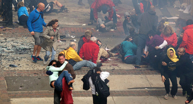 Soon after the terror acts at Boston Marathon finish line. April 15, 2013. Photo by Aaron ‘tango’ Tang, http://www.flickr.com/photos/hahatango/8652857375/in/set-72157633252445135 Soon after the terror acts at Boston Marathon finish line. April 15, 2013. Photo by Aaron ‘tango’ Tang, http://www.flickr.com/photos/hahatango/8652857375/in/set-72157633252445135