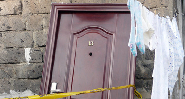 Yard of the Avetisyan family house is sealed up by the investigating bodies. Gyumri, January 14, 2015. Photo by Tigran Petrosyan for the "Caucasian Knot" Yard of the Avetisyan family house is sealed up by the investigating bodies. Gyumri, January 14, 2015. Photo by Tigran Petrosyan for the "Caucasian Knot"