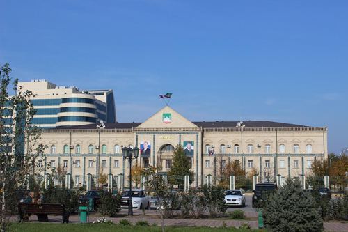 Grozny town-hall. Photo by Akhmed Aldebirova for the ‘Caucasian Knot’. Grozny town-hall. Photo by Akhmed Aldebirova for the ‘Caucasian Knot’.