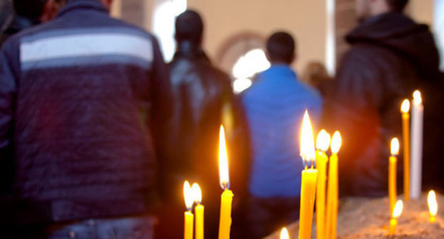 Candles in St.Nishan Church, Gyumri, January, 2015. Photo by Narek Tumasyan for the ‘Caucasian Knot’.
Candles in St.Nishan Church, Gyumri, January, 2015. Photo by Narek Tumasyan for the ‘Caucasian Knot’.