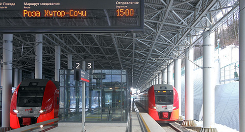 Railway station "Roza Khutor". Photo: Leonrid, https://ru.wikipedia.org/wiki/%D0%A0%D0%BE%D0%B7%D0%B0_%D0%A5%D1%83%D1%82%D0%BE%D1%80#/media/File:%D0%A1%D1%82%D0%B0%D0%BD%D1%86%D0%B8%D1%8F_%D0%A0%D0%BE%D0%B7%D0%B0_%D0%A5%D1%83%D1%82%D0%BE%D1%80.jpeg Railway station "Roza Khutor". Photo: Leonrid, https://ru.wikipedia.org/wiki/%D0%A0%D0%BE%D0%B7%D0%B0_%D0%A5%D1%83%D1%82%D0%BE%D1%80#/media/File:%D0%A1%D1%82%D0%B0%D0%BD%D1%86%D0%B8%D1%8F_%D0%A0%D0%BE%D0%B7%D0%B0_%D0%A5%D1%83%D1%82%D0%BE%D1%80.jpeg