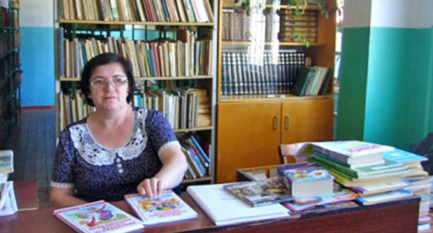 School #42 library in Makhachkala. Photo http://makhachkala42.dagschool.com/biblioteka.php School #42 library in Makhachkala. Photo http://makhachkala42.dagschool.com/biblioteka.php