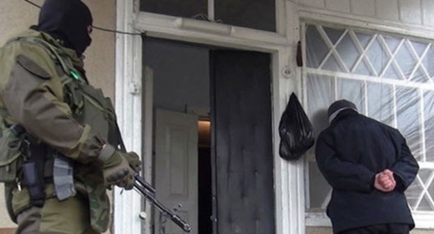 The counterterrorist operation in the village of Stary Cherek. KBR, April 6, 2015. Photo http://nac.gov.ru/ The counterterrorist operation in the village of Stary Cherek. KBR, April 6, 2015. Photo http://nac.gov.ru/