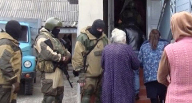 A special operation in the village of Stary Cherek. KBR, April 6, 2015. Photo http://nac.gov.ru/ A special operation in the village of Stary Cherek. KBR, April 6, 2015. Photo http://nac.gov.ru/