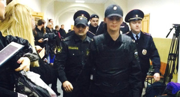 Law enforcers in the corridor of the Basmanny District Court of Moscow. April 6, 2015. Photo by the "Caucasian Knot" Law enforcers in the corridor of the Basmanny District Court of Moscow. April 6, 2015. Photo by the "Caucasian Knot"