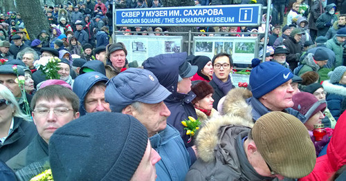 The queue for the memorial service for Boris Nemtsov. Moscow, March 3, 2015. Photo by Vyacheslav Feraposhkin for the "Caucasian Knot" The queue for the memorial service for Boris Nemtsov. Moscow, March 3, 2015. Photo by Vyacheslav Feraposhkin for the "Caucasian Knot"