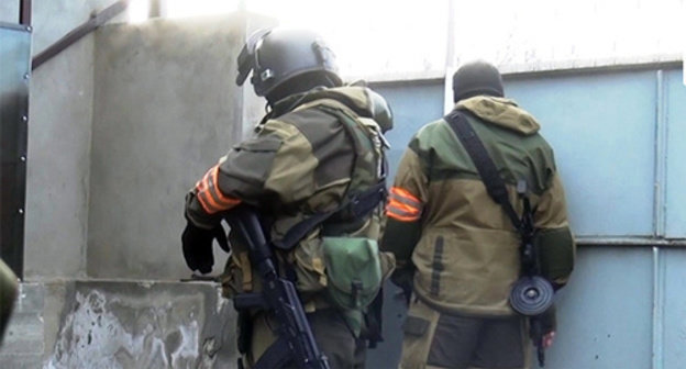 Special operation. Photo: http://nac.gov.ru/nakmessage/2015/04/07/v-kbr-provedena-kontrterroristicheskaya-operatsiya.html Special operation. Photo: http://nac.gov.ru/nakmessage/2015/04/07/v-kbr-provedena-kontrterroristicheskaya-operatsiya.html