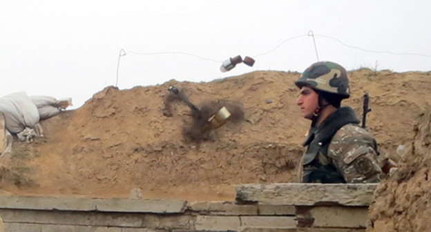NKR's army. On the frontline. Photo by Alvard Grigoryan for the "Caucasian Knot"