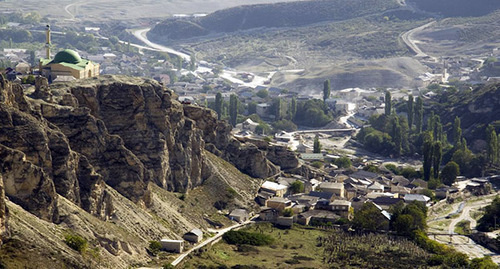 Gubden, the Karabudakhkent District of Dagestan. Photo: Sergey Martyanov, Eldar Rasulov //30.09.2012 http://odnoselchane.ru/?page=photos_of_category&sect=104&com=photogallery Gubden, the Karabudakhkent District of Dagestan. Photo: Sergey Martyanov, Eldar Rasulov //30.09.2012 http://odnoselchane.ru/?page=photos_of_category&sect=104&com=photogallery