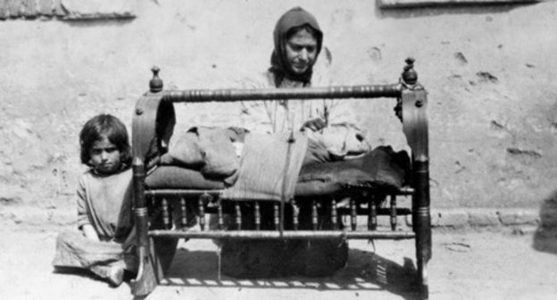 Armenian refugees in Syria. Photo: en:American Committee for Relief in the Near East - from usa gov site http://tr.wikipedia.org/ Armenian refugees in Syria. Photo: en:American Committee for Relief in the Near East - from usa gov site http://tr.wikipedia.org/