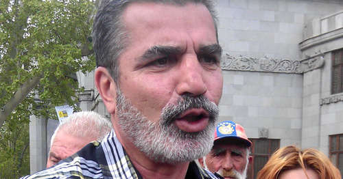 Veteran of the Karabakh War Khachik Avetisyan, Yerevan, April 28, 2015. Photo by Tigran Petrosyan for the ‘Caucasian Knot’. Veteran of the Karabakh War Khachik Avetisyan, Yerevan, April 28, 2015. Photo by Tigran Petrosyan for the ‘Caucasian Knot’.
