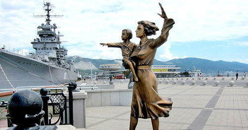 Marine passenger terminal of Novorossiysk. Photo: Nadiaa1995 https://ru.wikipedia.org/ Marine passenger terminal of Novorossiysk. Photo: Nadiaa1995 https://ru.wikipedia.org/