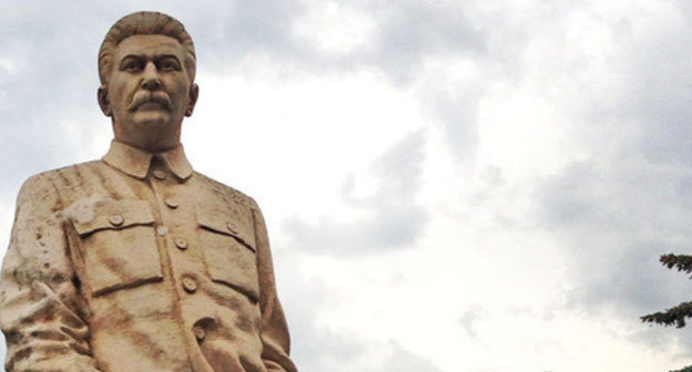The monument to Stalin near the house museum in the city of Gori. Georgia. Photo by Akhmed Aldebirov for the "Caucasian Knot" The monument to Stalin near the house museum in the city of Gori. Georgia. Photo by Akhmed Aldebirov for the "Caucasian Knot"