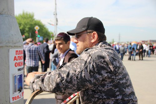 A law enforcer. Photo by Magomed Magomedov for the "Caucasian Knot" A law enforcer. Photo by Magomed Magomedov for the "Caucasian Knot"