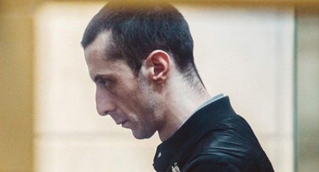 Khaiser Dzhemilev in the court room. Photo: http://qha.com.ua/krasnodarskii-sud-vnov-otlojil-rassmotrenie-dela-sina-djemileva-143147.html Khaiser Dzhemilev in the court room. Photo: http://qha.com.ua/krasnodarskii-sud-vnov-otlojil-rassmotrenie-dela-sina-djemileva-143147.html