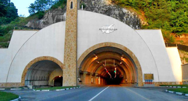 Gimry Tunnel, Untsukul District of Dagestan. Photo: Magomed Pirbudagov, http://www.odnoselchane.ru/ Gimry Tunnel, Untsukul District of Dagestan. Photo: Magomed Pirbudagov, http://www.odnoselchane.ru/
