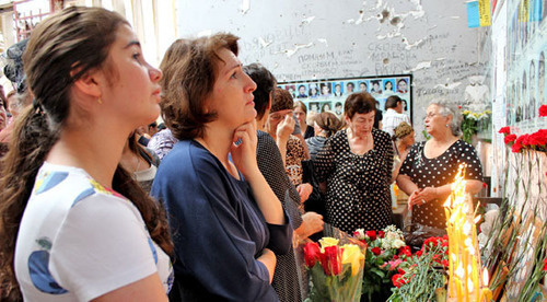 Mourning events dated for the 10th anniversary of the terror act at the Beslan school. North Ossetia - Alania, September 1, 2014. Photo by Emma Marzoeva for the "Caucasian Knot" Mourning events dated for the 10th anniversary of the terror act at the Beslan school. North Ossetia - Alania, September 1, 2014. Photo by Emma Marzoeva for the "Caucasian Knot"