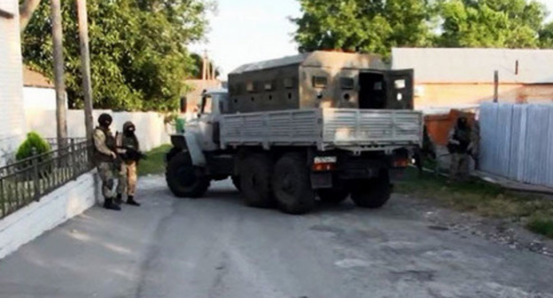 Special operation in the Nasyr-Kort District of the city of Nazran, June 25, 2015. Photo: http://nac.gov.ru Special operation in the Nasyr-Kort District of the city of Nazran, June 25, 2015. Photo: http://nac.gov.ru