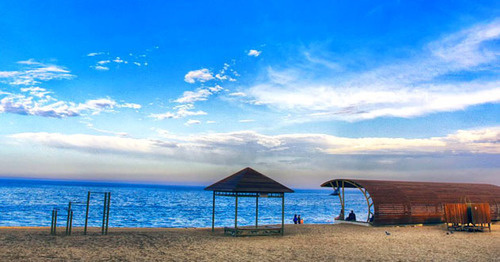 Beach in Makhachkala. Photo: Shamil Gasanov, http://www.odnoselchane.ru/ Beach in Makhachkala. Photo: Shamil Gasanov, http://www.odnoselchane.ru/