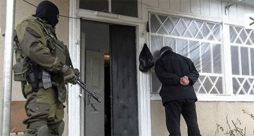 Detention in the course of CTO. Photo: http://nac.gov.ru/nakmessage/2015/04/07/v-kbr-provedena-kontrterroristicheskaya-operatsiya.html Detention in the course of CTO. Photo: http://nac.gov.ru/nakmessage/2015/04/07/v-kbr-provedena-kontrterroristicheskaya-operatsiya.html