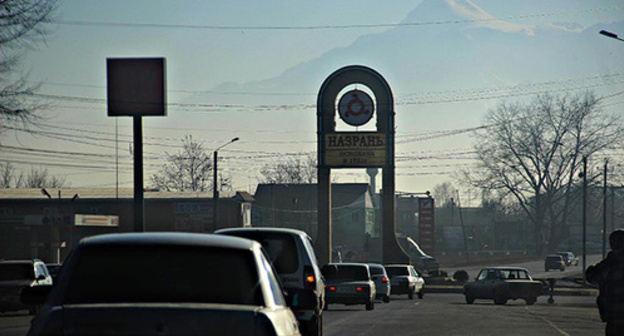 Entrance to Nazran. Photo by Magomed Magomedov for the "Caucasian Knot" Entrance to Nazran. Photo by Magomed Magomedov for the "Caucasian Knot"