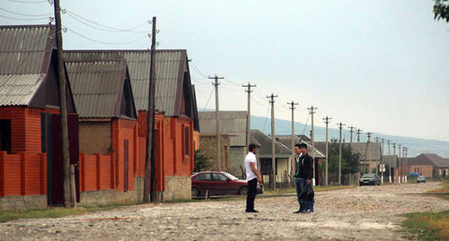 A street in the Chechen village. Photo by Magomed Magomedov for the "Caucasian Knot" A street in the Chechen village. Photo by Magomed Magomedov for the "Caucasian Knot"