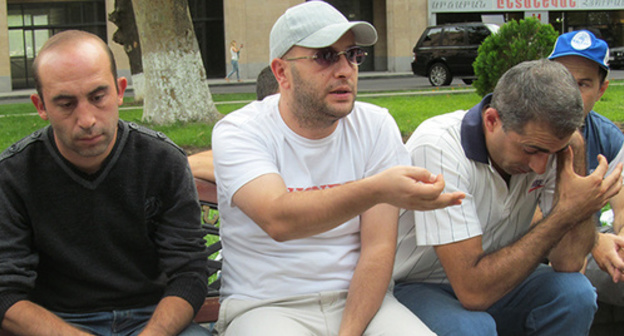 The participants of the protest action. Photo by Tigran Petrosyan for the "Caucasian Knot" The participants of the protest action. Photo by Tigran Petrosyan for the "Caucasian Knot"