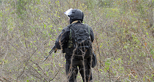Law enforcers during counterterrorist operation. Photo: http://nac.gov.ru/nakmessage/2014/10/06/v-kabardino-balkarii-neitralizovany-dva-uchastnika-nezakonnogo-vooruzhennogo-f.html Law enforcers during counterterrorist operation. Photo: http://nac.gov.ru/nakmessage/2014/10/06/v-kabardino-balkarii-neitralizovany-dva-uchastnika-nezakonnogo-vooruzhennogo-f.html