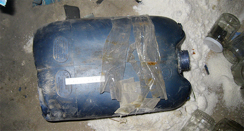 Improvised explosive device. Photo: http://nac.gov.ru/nakmessage/2014/11/22/v-dagestane-i-ingushetii-obezvrezheny-obnaruzhennye-v-tainikakh-vzryvnye-ustro.html