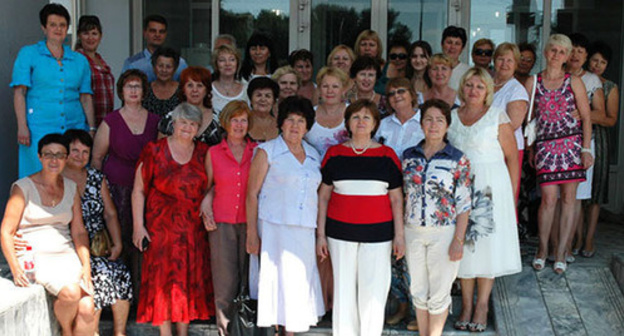The leaders and members of the NGO the Union "Women of Don". Photo: http://rostov.news-r.ru/news/medicine/treat_tb_make_the_court/news/dtp/in_grozny_in_road_traffic_incident_4_people/?PAGEN_1=6 The leaders and members of the NGO the Union "Women of Don". Photo: http://rostov.news-r.ru/news/medicine/treat_tb_make_the_court/news/dtp/in_grozny_in_road_traffic_incident_4_people/?PAGEN_1=6