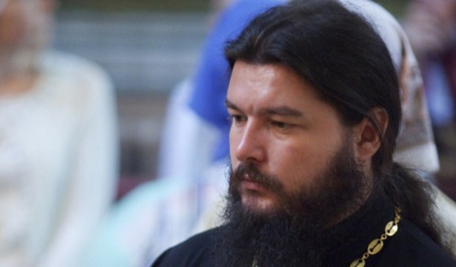 Hieromonk Lazar (Semenov), the rector of the local Church of the Holy Royal Martyrs. Photo: Tsarmuch.prihod.ru Hieromonk Lazar (Semenov), the rector of the local Church of the Holy Royal Martyrs. Photo: Tsarmuch.prihod.ru