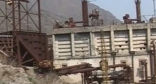 A part of the Tyrnyauz tungsten-molybdenum mining plant. April 2013. Photo: the State Television and Radio Broadcasting Company of the Stavropol Territory, Vestikavkaz.tv A part of the Tyrnyauz tungsten-molybdenum mining plant. April 2013. Photo: the State Television and Radio Broadcasting Company of the Stavropol Territory, Vestikavkaz.tv