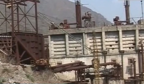 A part of the Tyrnyauz tungsten-molybdenum mining plant. April 2013. Photo: the State Television and Radio Broadcasting Company of the Stavropol Territory, Vestikavkaz.tv A part of the Tyrnyauz tungsten-molybdenum mining plant. April 2013. Photo: the State Television and Radio Broadcasting Company of the Stavropol Territory, Vestikavkaz.tv