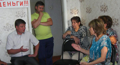 The hunger-strikers were visited by a Deputy public prosecutor Sergey Svidovsky, 20.09.2015. Photo by Yelena Grebenyuk for the "Caucasian Knot" The hunger-strikers were visited by a Deputy public prosecutor Sergey Svidovsky, 20.09.2015. Photo by Yelena Grebenyuk for the "Caucasian Knot"